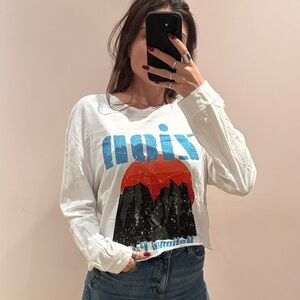 Messy Bun Just Chillin’ Medium long sleeve tshirt Zion National Park white black